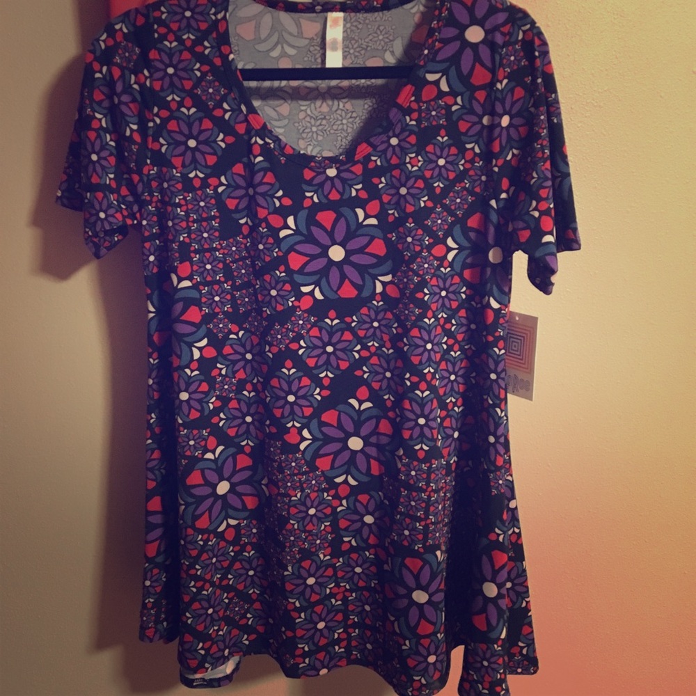 LuLaRoe Perfect Tee